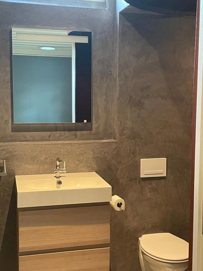 Tiny-House Van Zeecontainers Bij Het Bos Oranjewoud Ngoại thất bức ảnh