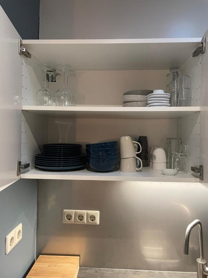 Tiny-House Van Zeecontainers Bij Het Bos Oranjewoud Ngoại thất bức ảnh