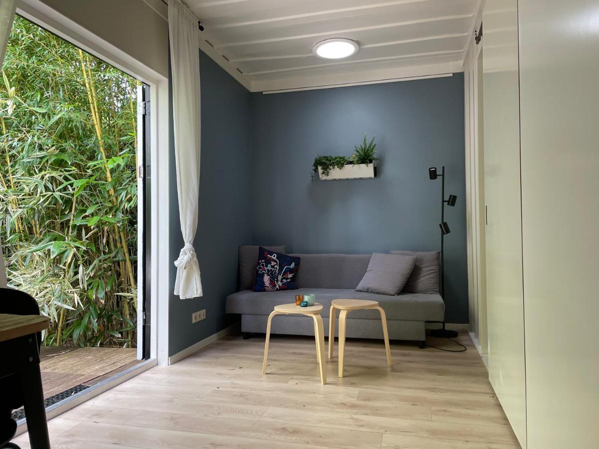 Tiny-House Van Zeecontainers Bij Het Bos Oranjewoud Ngoại thất bức ảnh